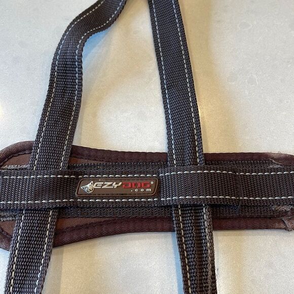 EZY dog chest harness they work really well. Slightly worn see pictures. - Picture 1 of 7